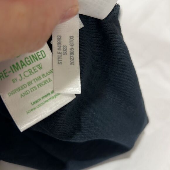 J. crew Factory Slim washed jersey V-neck tee  navy blue size M NWT-flaw - Picture 7 of 8
